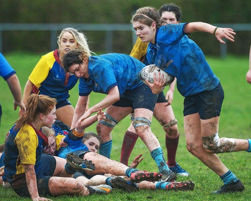 Athlone IT search for a gap in the University of Limerick 'B' team during the SSI/IRFU Women's Rugby Division 2 Final. Photo Credit Paddy Barrett